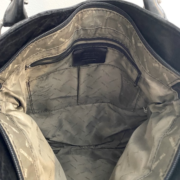 The Trend black leather shoulder bag - Picture 2 of 5